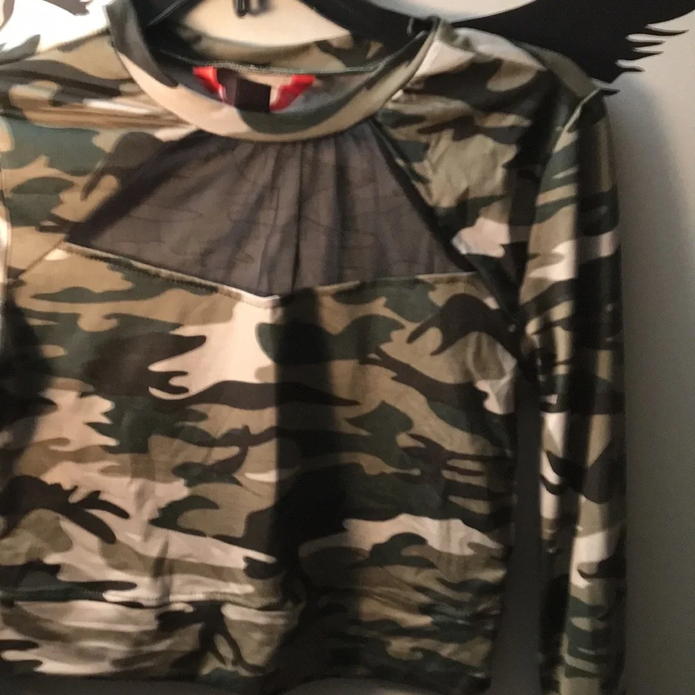 Two Piece Set! - Picture 4 of 5